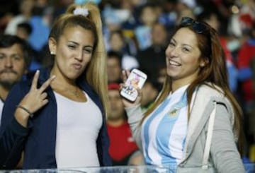 Hinchas argentinas en la semifinal ante Paraguay.