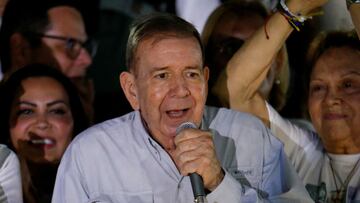 FILE PHOTO: Venezuelan opposition presidential candidate Edmundo Gonzalez speaks at a presidential election campaign closing rally in Caracas, Venezuela, July 25, 2024. REUTERS/Leonardo Fernandez Viloria/File Photo