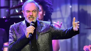 Neil Diamond anuncia que abandona los escenarios tras ser diagnosticado de párkinson.