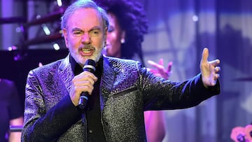 Neil Diamond anuncia que abandona los escenarios tras ser diagnosticado de p&aacute;rkinson.
 