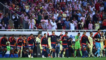 Chivas tomar&aacute; precauciones para evitar lesiones en el regreso del futbol