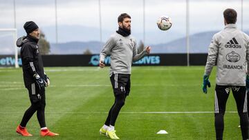 El delantero argentino Facundo Ferreyra, durante un entrenamiento del Celta. 