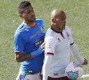 'Chupete' Suazo anota un gol en Primera después de un lustro