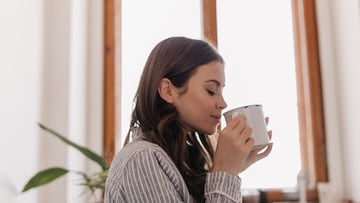 Drinking hot beverages in the morning can reveal personal traits that many people are still unaware of.