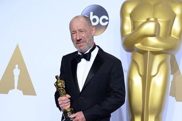 Este productor sera uno de los ms recientes premiados de los Oscar despus de ser galardonado en 2016 por su produccin en 'Spotlight'. El pasado 21 de abril falleci vctima de cncer a sus 64 a?os.