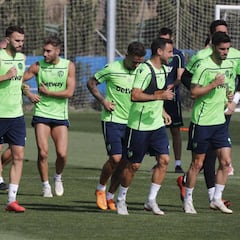 Vukcevic se estrena en una lista sin Dwamena y Moses Simon