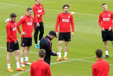 Simeone: "We're privileged to be second; we have to make sure we stay there"