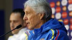 El entrenador de Colombia Jose Pekerman habla durante la conferencia de prensa en Copa America 2015.