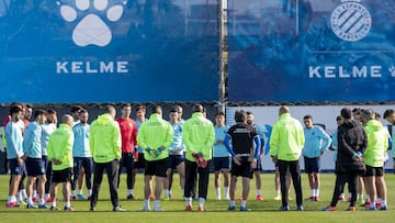 12/02/20 ENTRENAMIENTO DEL ESPANYOL 
 
 GRUPO