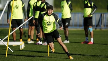 Carlos Neva durante un entrenamiento.