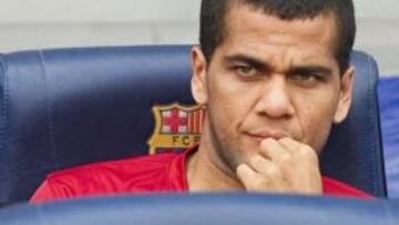 Alves: "Mou no ha descubierto el fútbol"