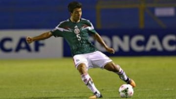 México Equipo América Posición Defensor Nacido 17 de febrero, 1998