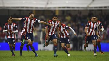 La noche que Chivas arruinó la fiesta del América en el Azteca