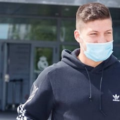 Jovic regresa con una fractura en un hueso del pie derecho