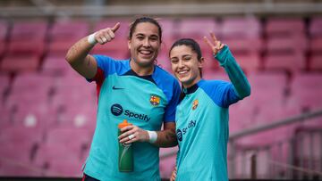 Cata Coll y Jana Fernández, durante un entrenamiento del Barcelona femenino.