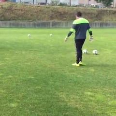 No fue casualidad: Juan Carlos ya entrenó los tiros lejanos a puerta