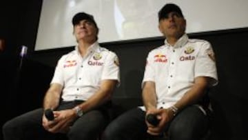 Sainz y Cruz en la presentaci&oacute;n del Qatar Red Bull Team