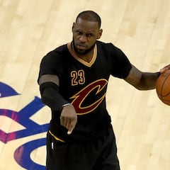 LeBron iguala a Magic: nadie consiguió más triples-dobles
