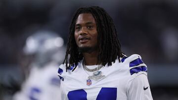 With some of Dallas’ offensive starters sidelined, rookie running back Jaydon Blue will make his NFL debut Sunday against the Jets.