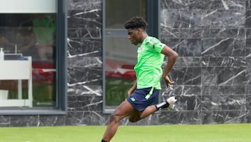 Junior Bita, cerca de reaparecer tras diez meses en talleres