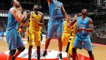 <b>ANOTACIÓN. </b>Granger (Estu) metió 25 puntos.