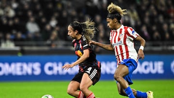 Lyon's French defender #04 Selma Bacha (L) and Atletico Madrid's Brazilian forward #22 Luany (R) fight for the ball during the UEFA Champions League group-stage football match between Olympique Lyonnais (OL) and Atl�tico Madrid at the Groupama Stadium in Decines-Charpieu, central-eastern France, on December 17, 2025. (Photo by JEFF PACHOUD / AFP)
