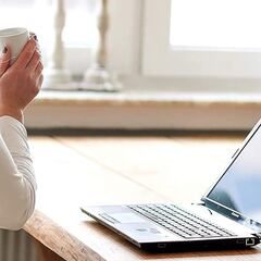 Este corrector de espalda, discreto y cómodo, alivia el dolor y alinea los hombros