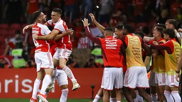 PORTO ALEGRE, BRAZIL - NOVEMBER 8: Bruno Henrique (L) of Internacional celebrates with teammates after scoring the second goal of his team during the match between Internacional and Fluminense as part of Brasileirao 2024 at Beira-Rio Stadium on November 8, 2024 in Porto Alegre, Brazil. (Photo by Pedro H. Tesch/Getty Images)