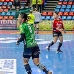 Paula Valdivia, al quirófano y siete meses de recuperación