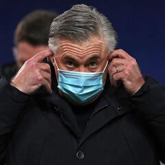 Ancelotti se queda en tierra