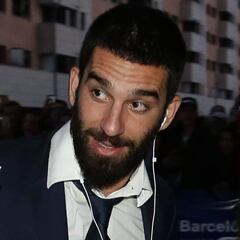 Arda Turan, a un periodista en Turquía: "Te voy a partir la cara..."