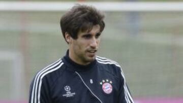 El futbolista español, junto a Bastian Schweinsteiger.