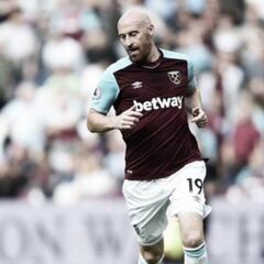 Pellegrini define las primeras dos bajas del West Ham United