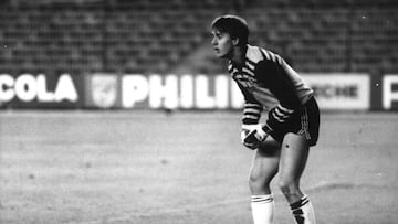 Lopetegui tuvo su momento de gloria bajo palos en el Madrid el 28 de abril de 1990 en el Calderón. Su único partido con el primer equipo blanco fue un partidazo, un derbi. Un 3-3 en el que encajó goles de Baltazar, Orejuela y Manolo.

