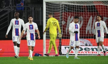  PSG are disappointed after the defeat