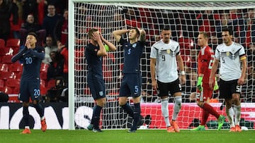 Inglaterra y Alemania se conforman con el empate