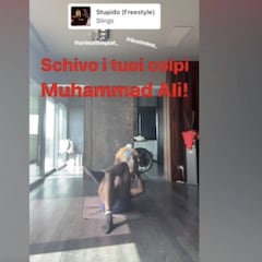 A falta de pesas... Atentos al particular objeto que usa Balotelli para sus entrenamientos