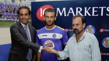 Torres: "Queremos hacer un fichaje más, un lateral"