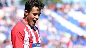 Juan Moreno celebra su gol.