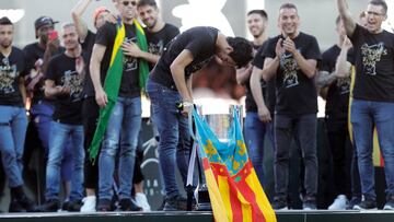 Dani Parejo, emocionado en Mestalla.