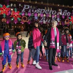 Así fue la apertura de la pista de hielo en el Zócalo de la CDMX