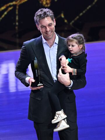 Pau Gasol y su hija Elisabet.