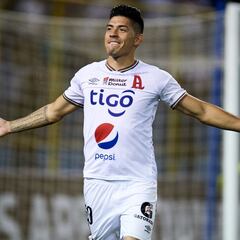 Felipe Ponce: "El Salvador juega la final del Mundial contra México"