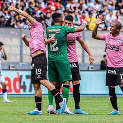 La fiesta fue rosada