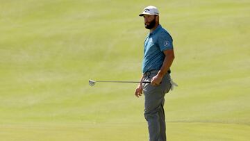 AUSTIN, TEXAS - MARCH 24: Jon Rahm of Spain follows his putt on the 10th green during day three of the World Golf Championships-Dell Technologies Match Play at Austin Country Club on March 24, 2023 in Austin, Texas.   Harry How/Getty Images/AFP (Photo by Harry How / GETTY IMAGES NORTH AMERICA / Getty Images via AFP)