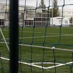 Una pelea entre padres obliga
a suspender en Pontevedra
un partido de prebenjamines