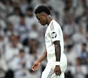 El Bernabéu pita a Vinicius: las imágenes del momento