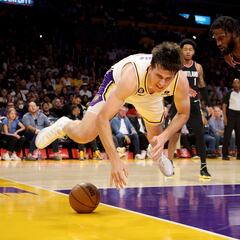 What do LeBron James and the Los Angeles Lakers need to start winning?