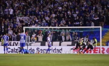 0-1. Florín Andone celebró el primer tanto.
