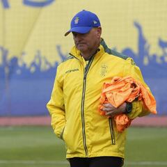 Pepe Mel ya negocia su renovación